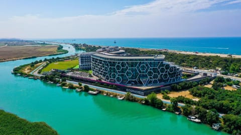 Property building, Day, Natural landscape, Bird's eye view, River view