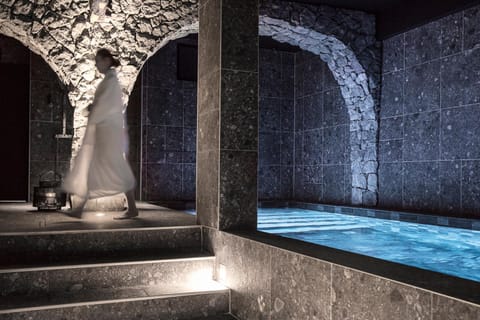 Massage, Steam room, Spa and wellness centre/facilities, Swimming pool, Swimming pool