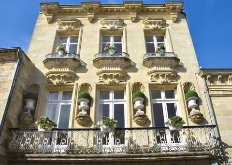 Facade/entrance, Street view