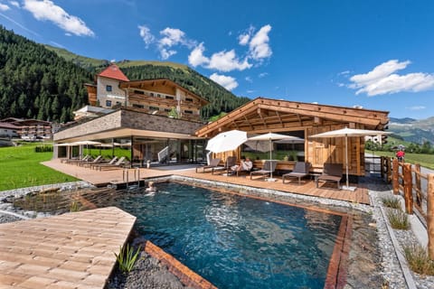 Spa and wellness centre/facilities, Swimming pool