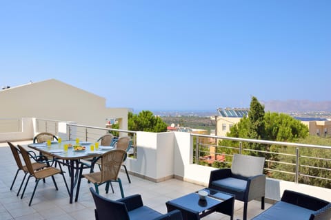 Property building, View (from property/room), Balcony/Terrace