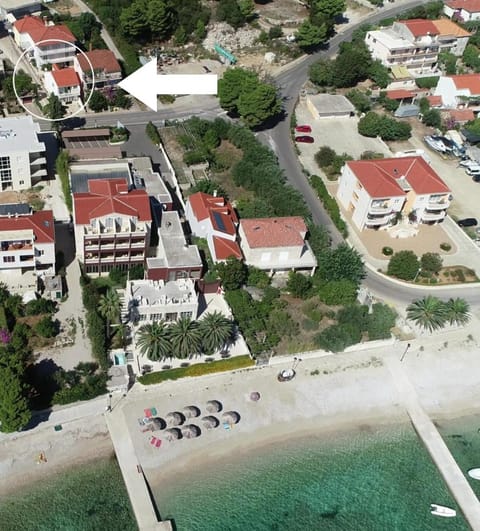 Property building, Neighbourhood, Beach, Location