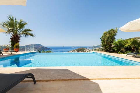 Day, Sea view, Swimming pool, sunbed