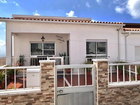 Property building, Facade/entrance, Off site