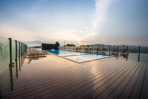 Landmark view, Mountain view, Street view, Swimming pool
