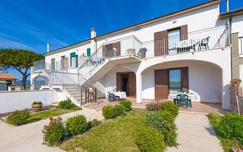 Property building, Inner courtyard view