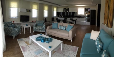 Communal lounge/ TV room, Decorative detail