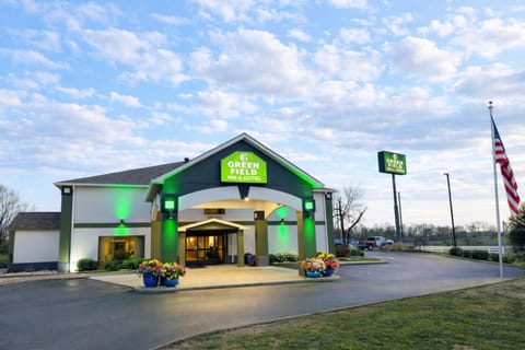 Property building, Spring, Day, Property logo or sign, Natural landscape, Logo/Certificate/Sign, Street view, Parking