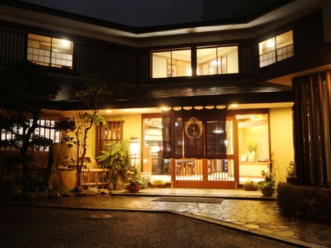Facade/entrance, Night