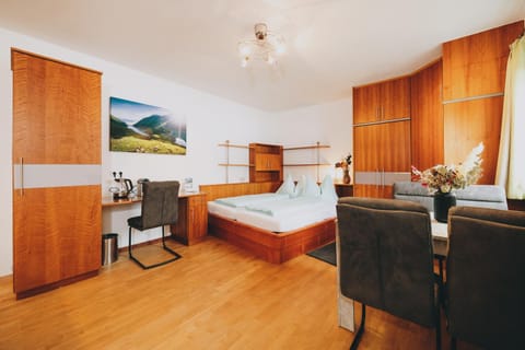 Living room, Bedroom