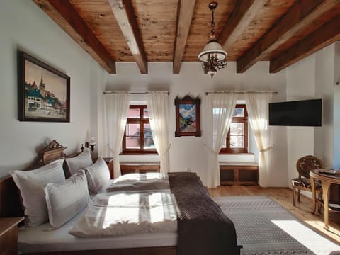 Summer, Photo of the whole room, Decorative detail, Sunset