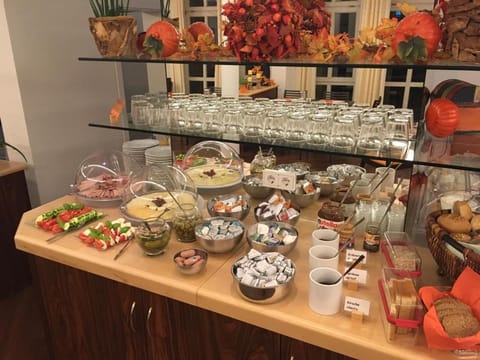 Buffet breakfast