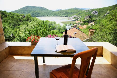 View (from property/room), Garden view, Garden view, Lake view, Lake view, Mountain view, Mountain view, Alcoholic drinks, Alcoholic drinks