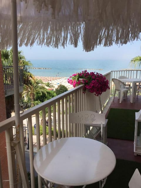 Balcony/Terrace, Beach