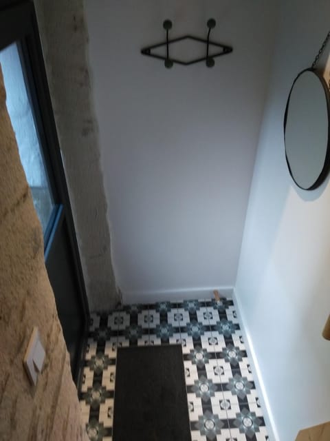 Le 22 grand rue House in Rezé