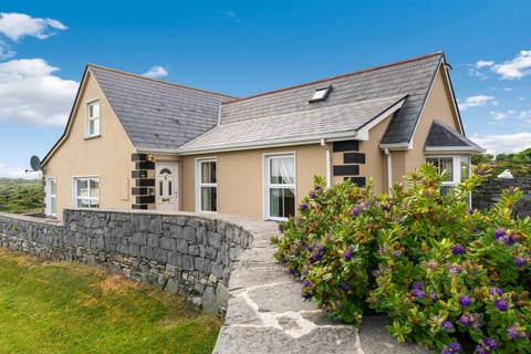 Property building, Garden view