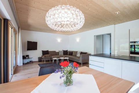 Property building, Living room, Seating area, Dining area
