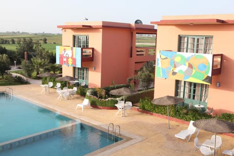 Balcony/Terrace, Swimming pool