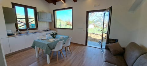 Le Margherite Country House Apartment in Marche