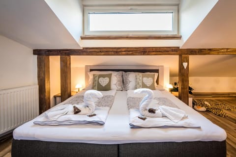 bunk bed