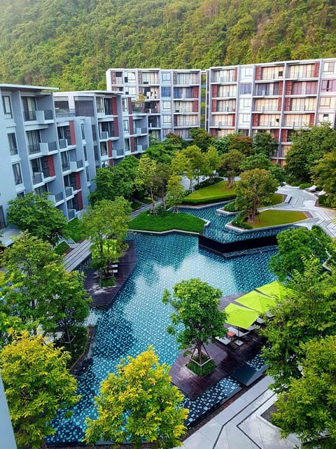 Property building, Swimming pool