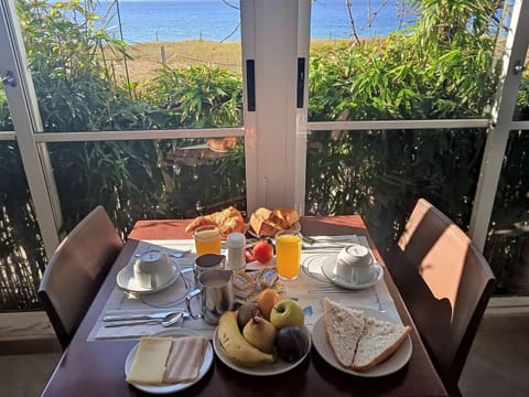 Sea view, Breakfast