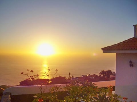 Natural landscape, Balcony/Terrace, Landmark view, Mountain view, Sea view