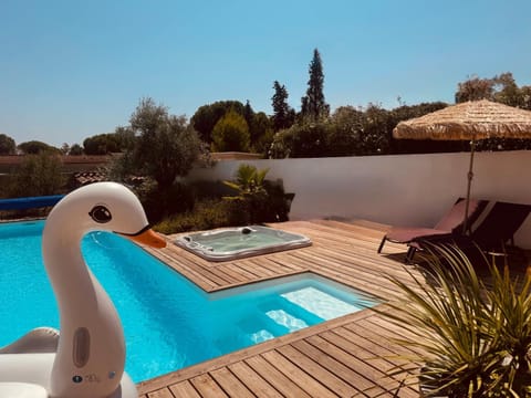 Spa and wellness centre/facilities, Swimming pool, sunbed