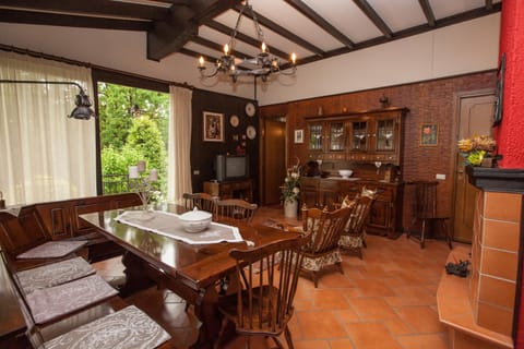 Communal lounge/ TV room, Lounge or bar