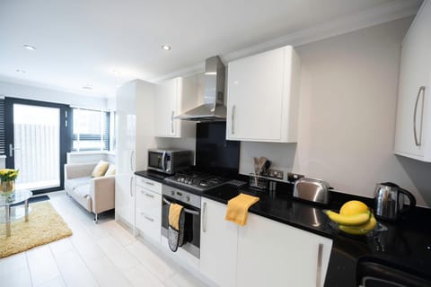 Malthouse Court Apartment in Reading