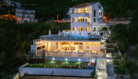 Villa Hills Apartment in Makarska