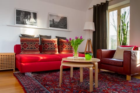 Living room, Decorative detail