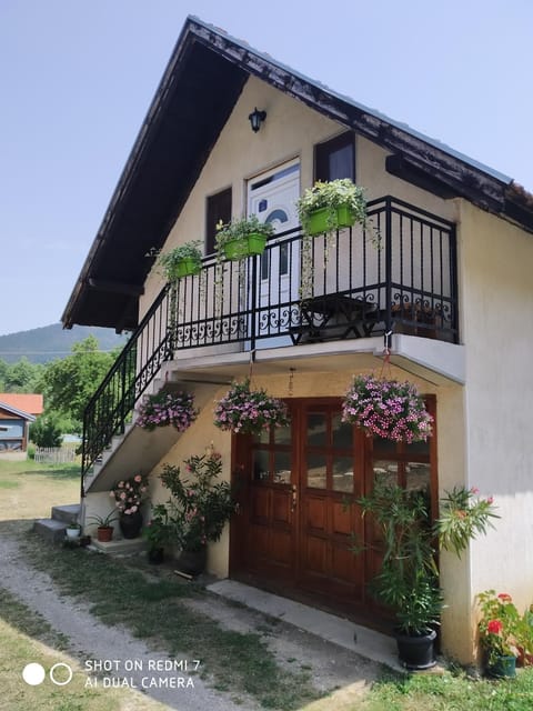 Apartman Ana Bed and Breakfast in Zlatibor District, Serbia