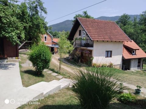 Apartman Ana Bed and Breakfast in Zlatibor District, Serbia