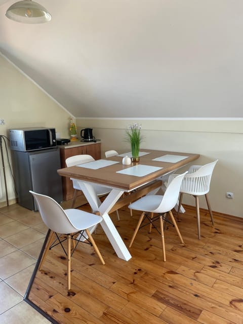 Noclegi Nad Małym Jeziorakiem Apartment in Pomeranian Voivodeship