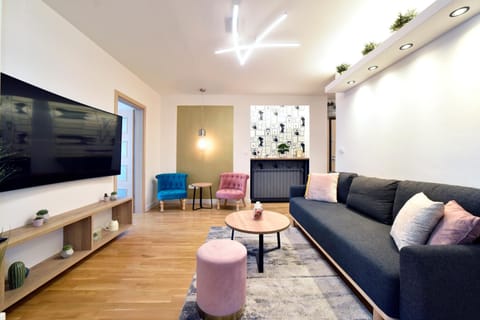 TV and multimedia, Living room