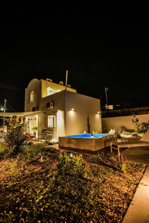 Bird's eye view, Floor plan, Garden view