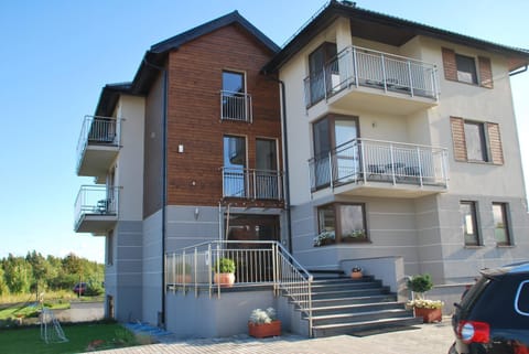 Facade/entrance, Buffet breakfast