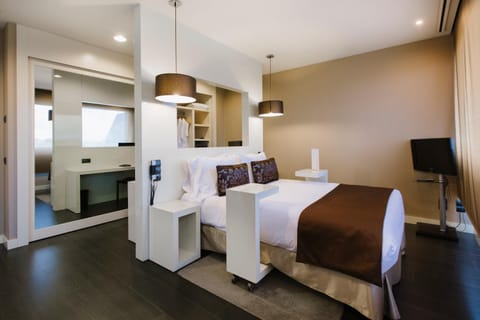 Bed, Photo of the whole room, Photo of the whole room