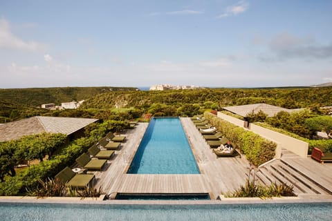 Nearby landmark, Day, Natural landscape, Summer, Landmark view, Landmark view, Street view, Street view, Swimming pool, Swimming pool, sunbed