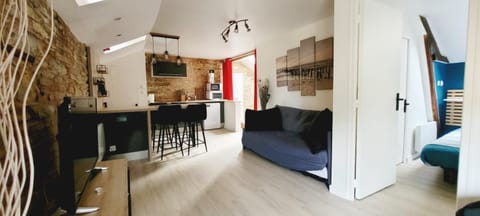 Living room, Bedroom, stove, kitchen