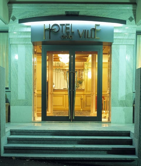 Facade/entrance, Lobby or reception