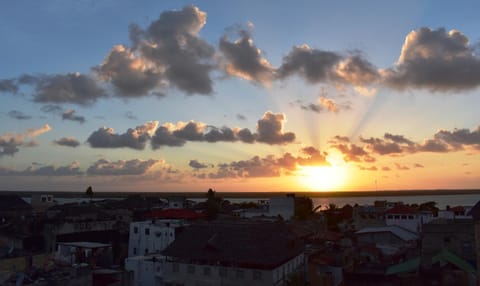 City view, Sea view, Sunrise