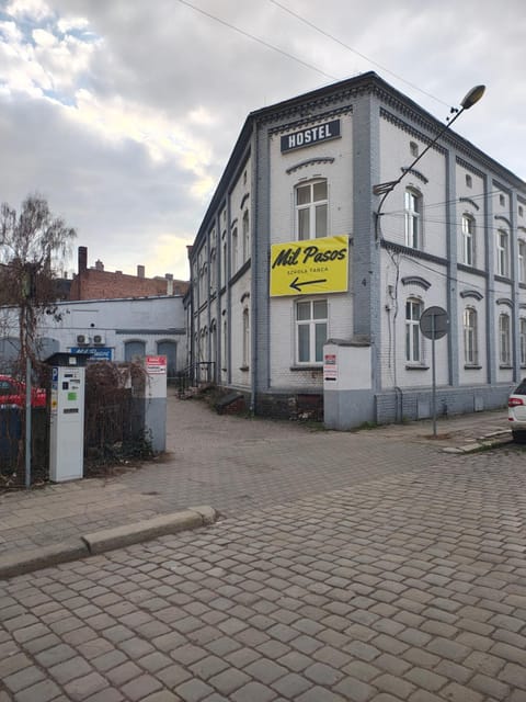 Property building, Location