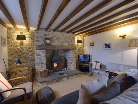 Whitcombe Cottage House in East Devon District
