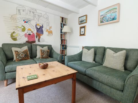 Mural Cottage House in Mousehole