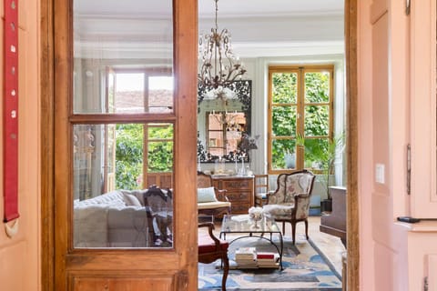 Property building, Living room
