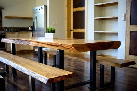 Alpenglow 1 House in Yosemite Park Way