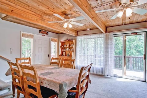 Edelweiss House in Yosemite Park Way