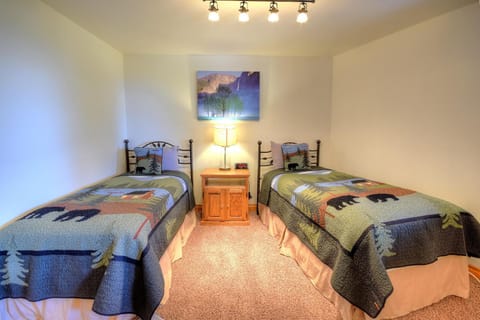 Treetops Cabin Cabin in Yosemite Park Way